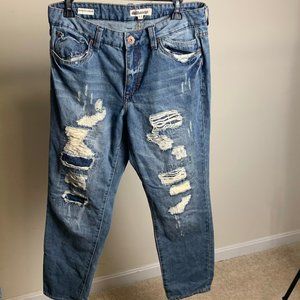 short ripped boyfriend jeans